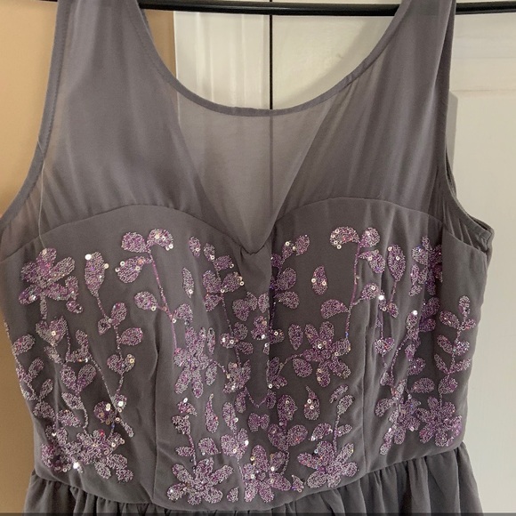 semi formal dress - Picture 2 of 3